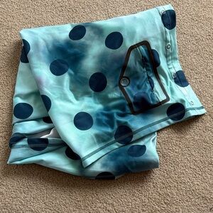 MPG Aqua and White Scarf